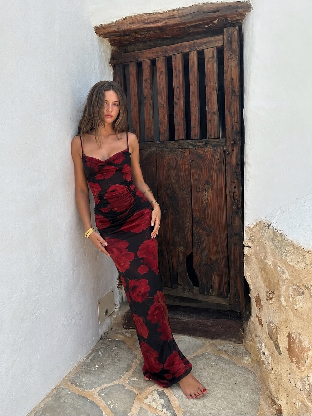 Gorgeous Black & Red Floral Dress size M